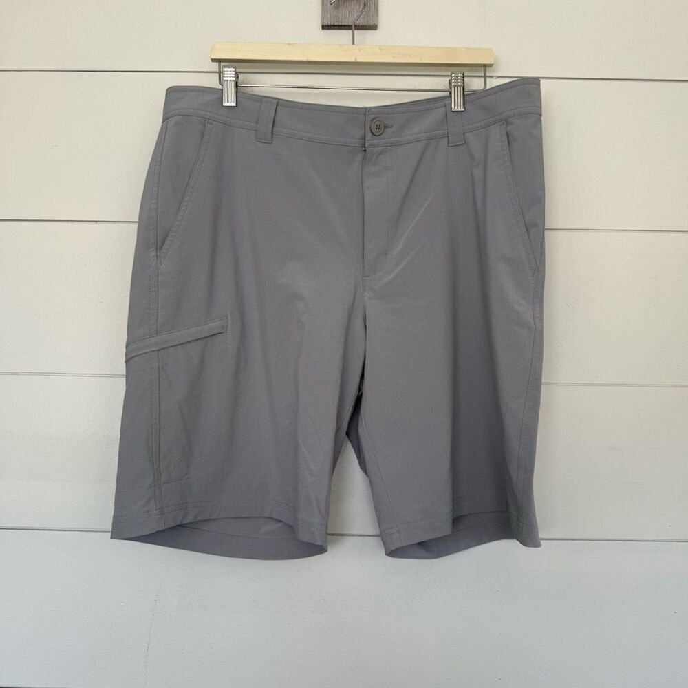 Columbia Men’s 40 Grey Athletic Shorts